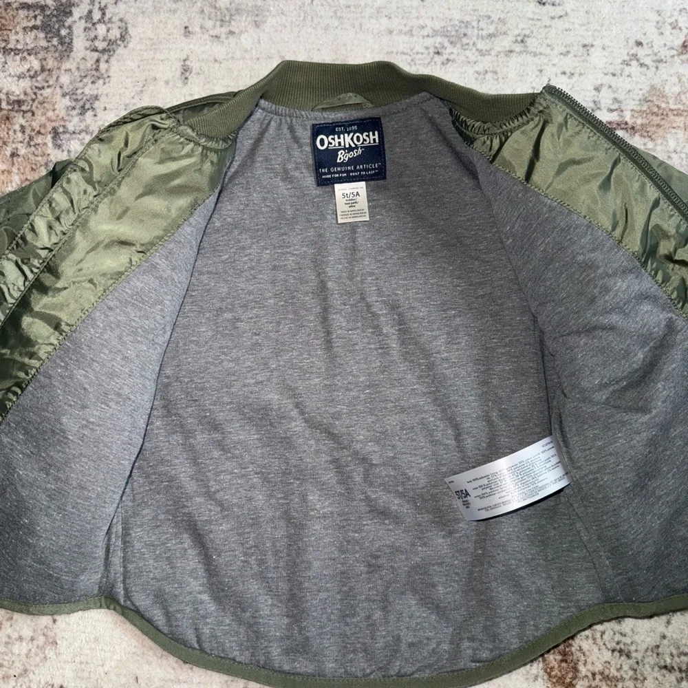 OshKosh B'gosh Olive Green Quilted Puffer Jacket size 5T